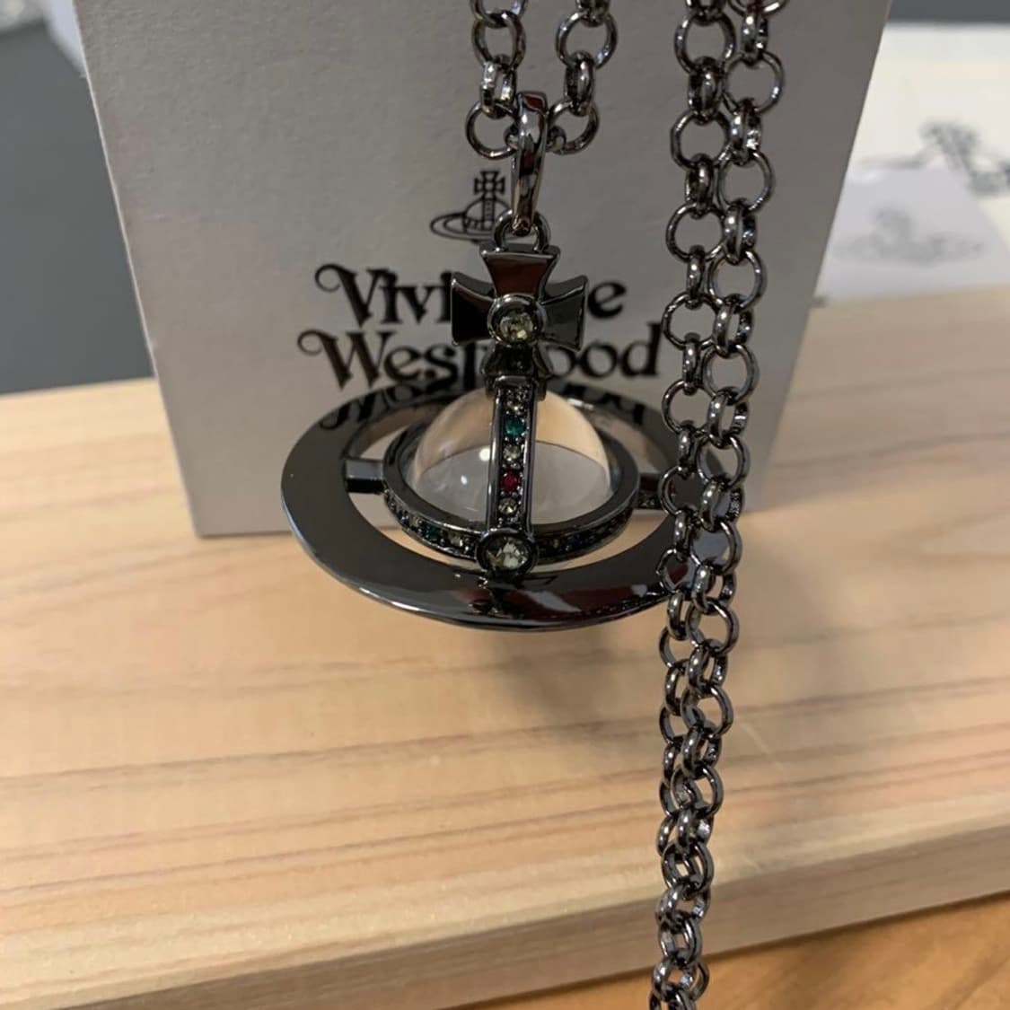 비비안웨스트우드 아카이브 멀티컬러 크리스탈 빅 orb 팬던트 목걸이 상품이미지2