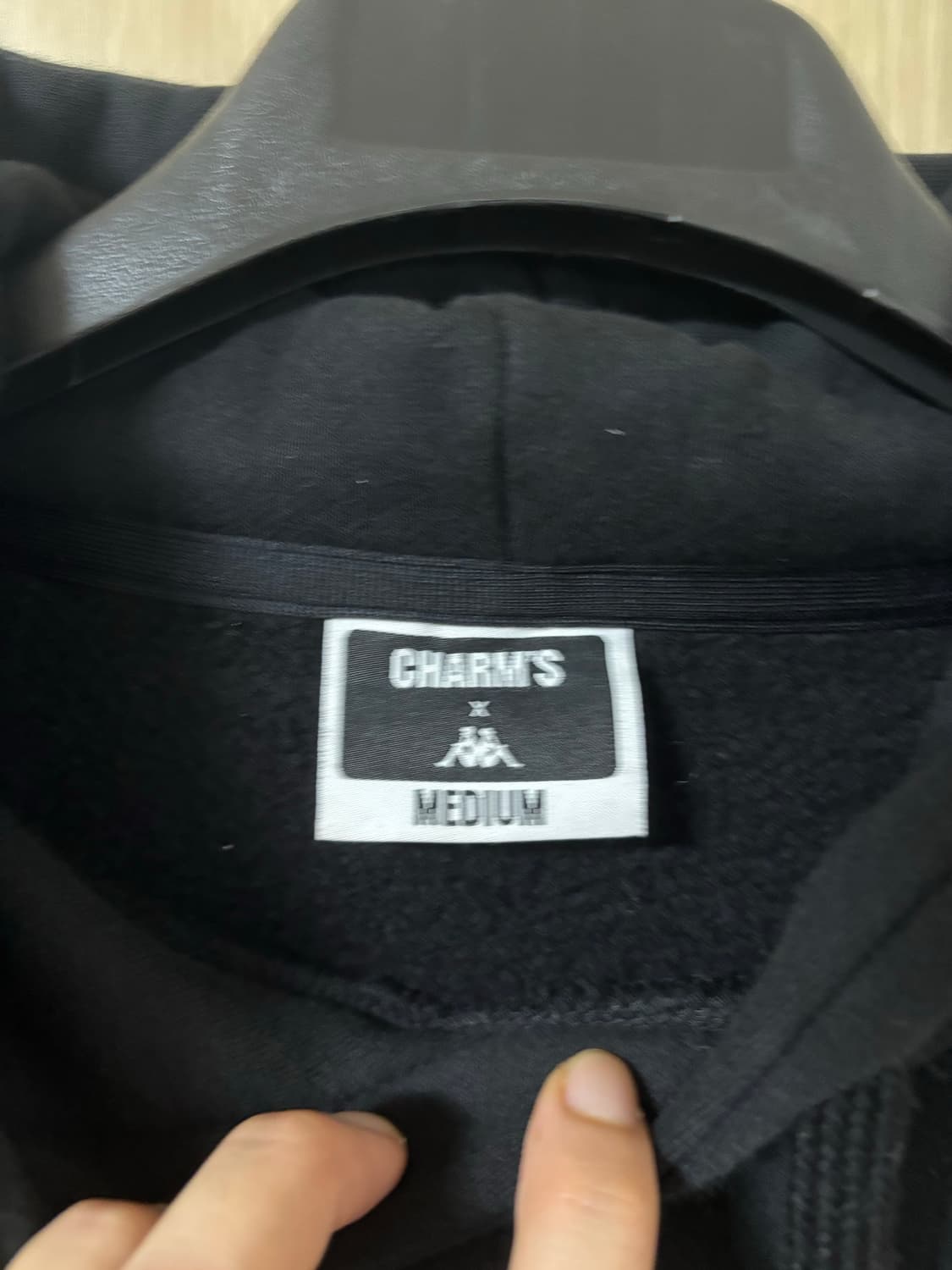 카파x 참스 블랙 후드티 상품이미지3