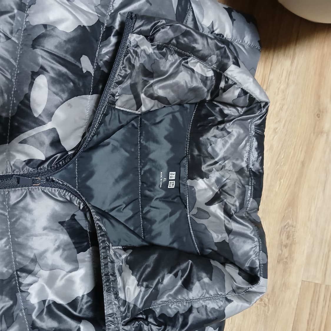 유니클로 카모 다운 경량 패딩 밀리터리 자켓 상품이미지10