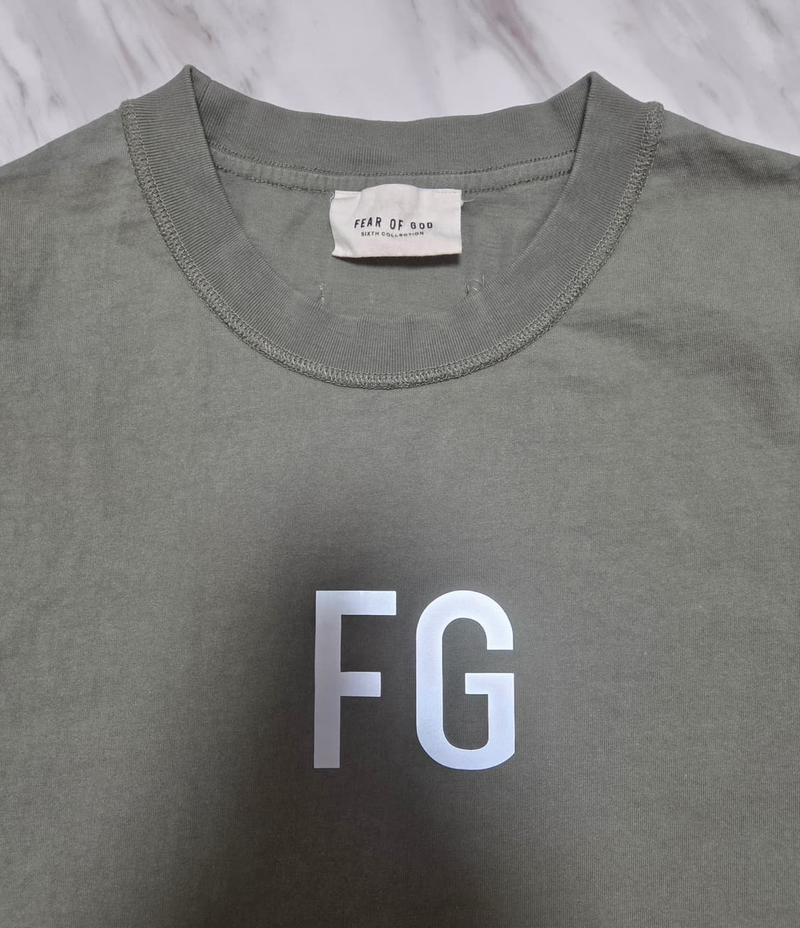 피어오브갓 리플렉티브 FG 로고 반팔 티셔츠 상품이미지3