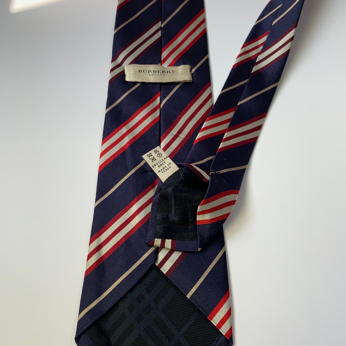 버버리(BURBERRY) 신형 스트라이프 명품넥타이 100실크 이태리 상품이미지8
