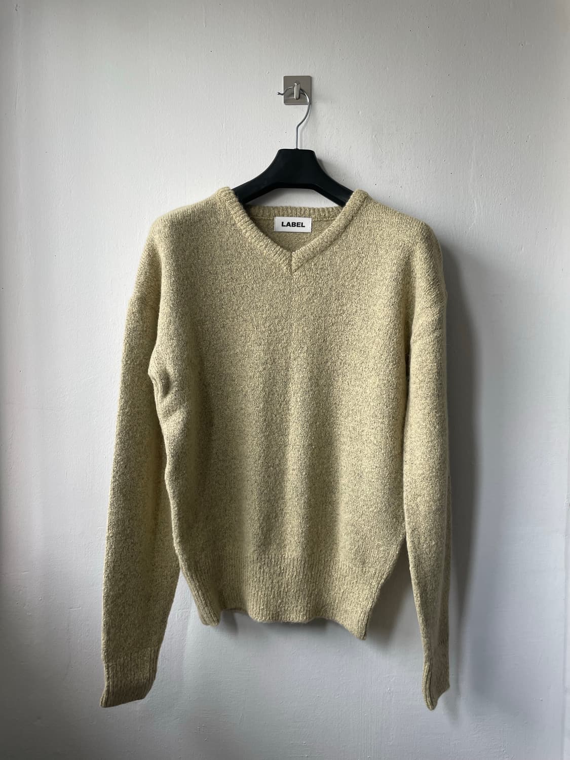 라벨아카이브 v- nack sweater 새상품 상품이미지1