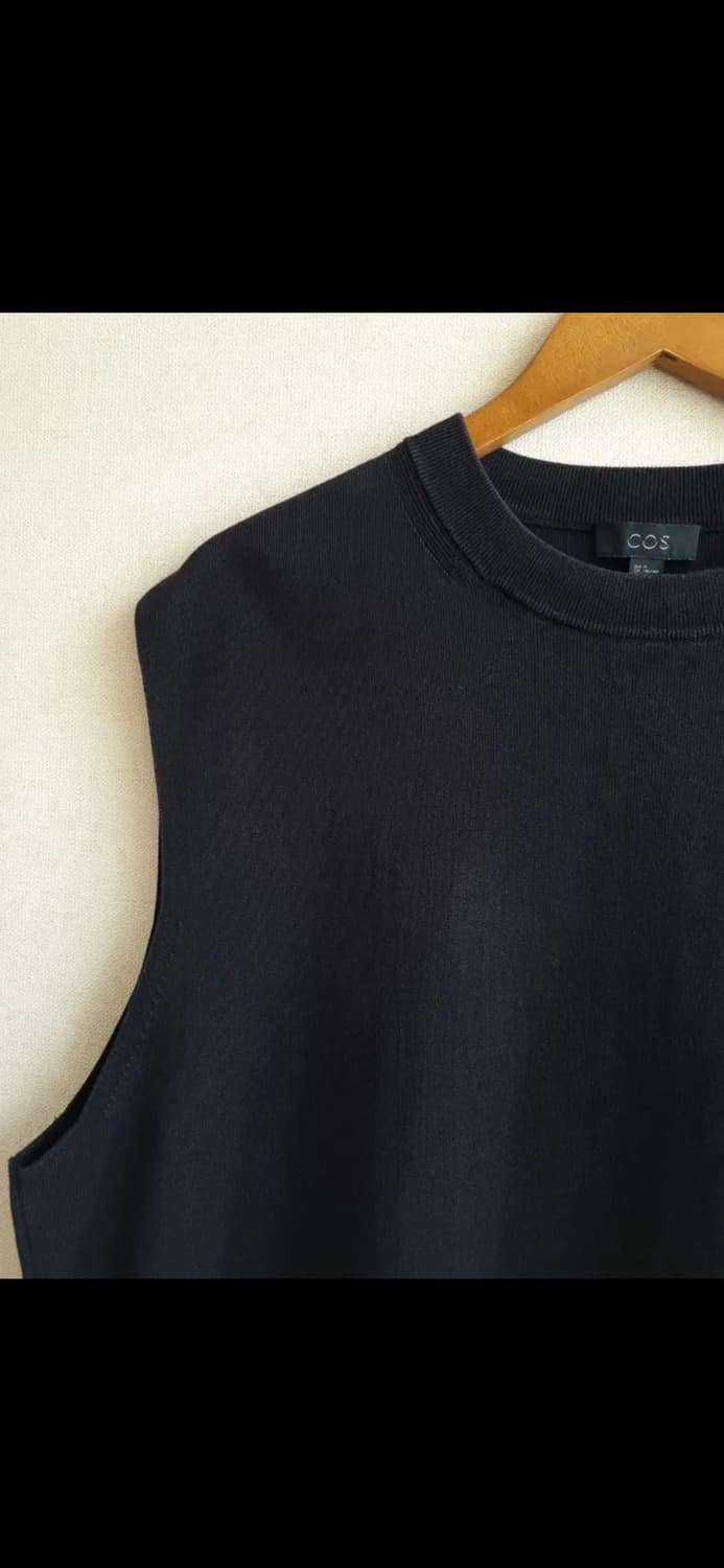 COS 코스 남성 블랙 베스트 슬리브리스 탑 상품이미지3