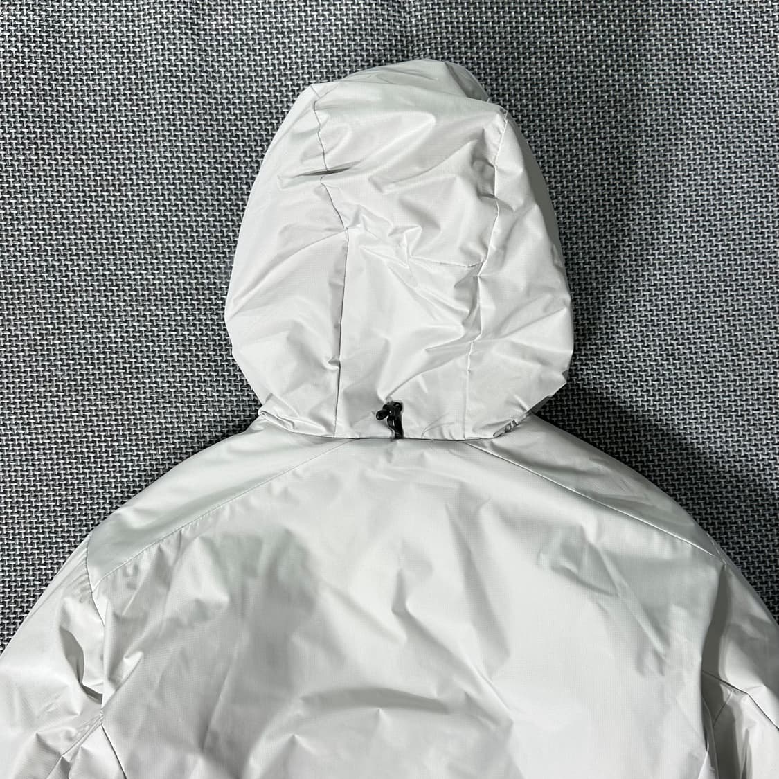 (새상품) 스톤소프트 경량 후드 패딩 점퍼 상품이미지8