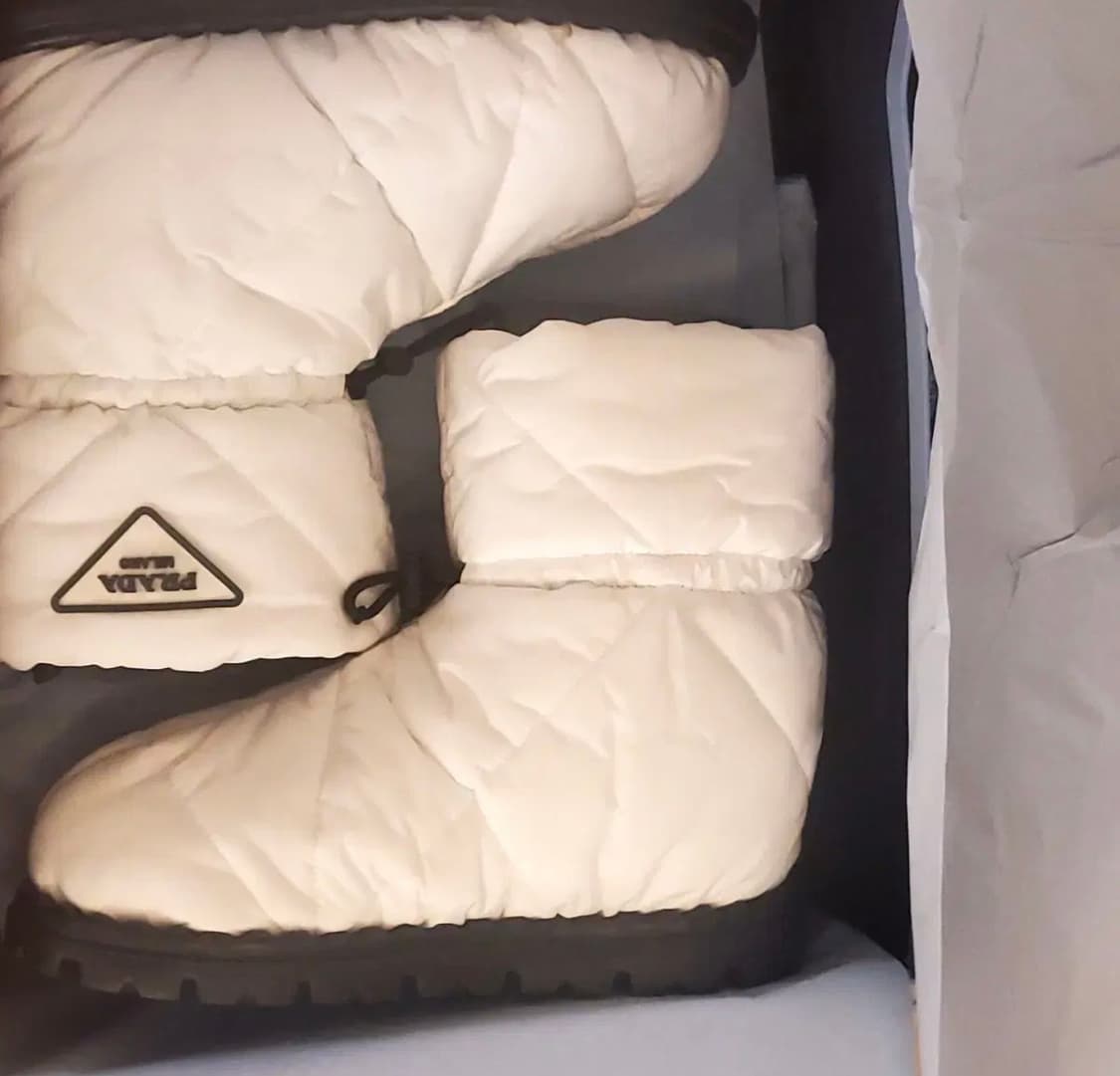 [새상품,정가170만원대] 프라다 나일론 퀄티드 패딩 부츠 상품이미지8