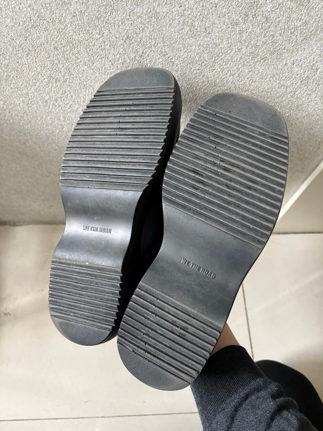 위더로드 릴리프 볼륨 스퀘어토 4홀 더비슈즈 260 상품이미지4