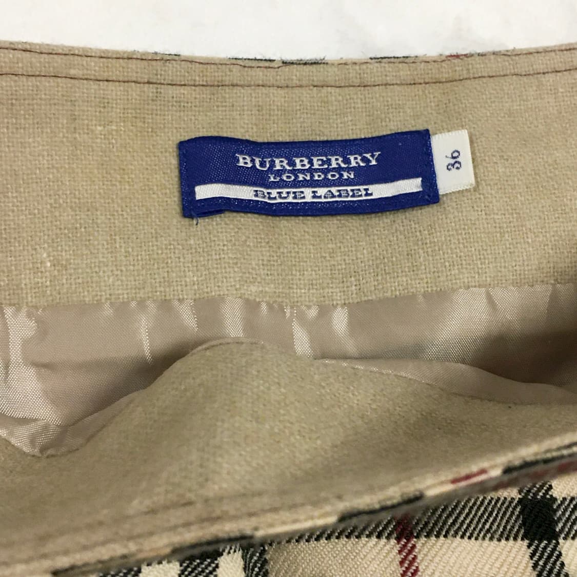 버버리 블루라벨 체크 미디스커트 36 상품이미지8