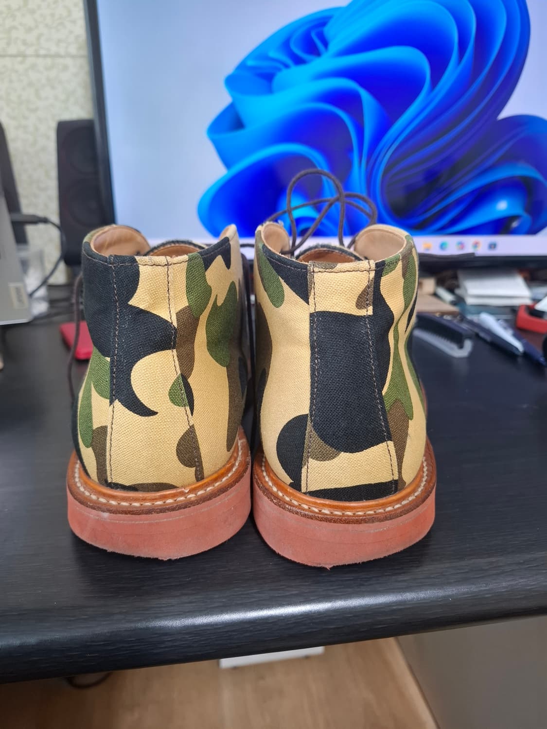 마크 맥네어리x베이프 카모 처카 부츠 280mm 상품이미지5