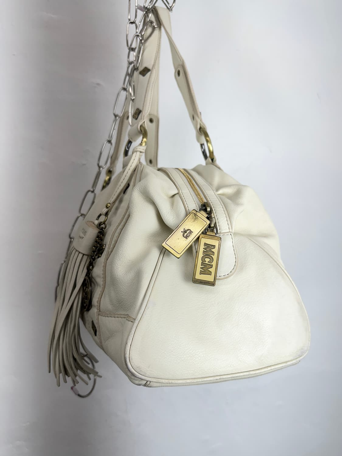 MCM Ivory Patent Leather Stud Motif Larg 상품이미지7
