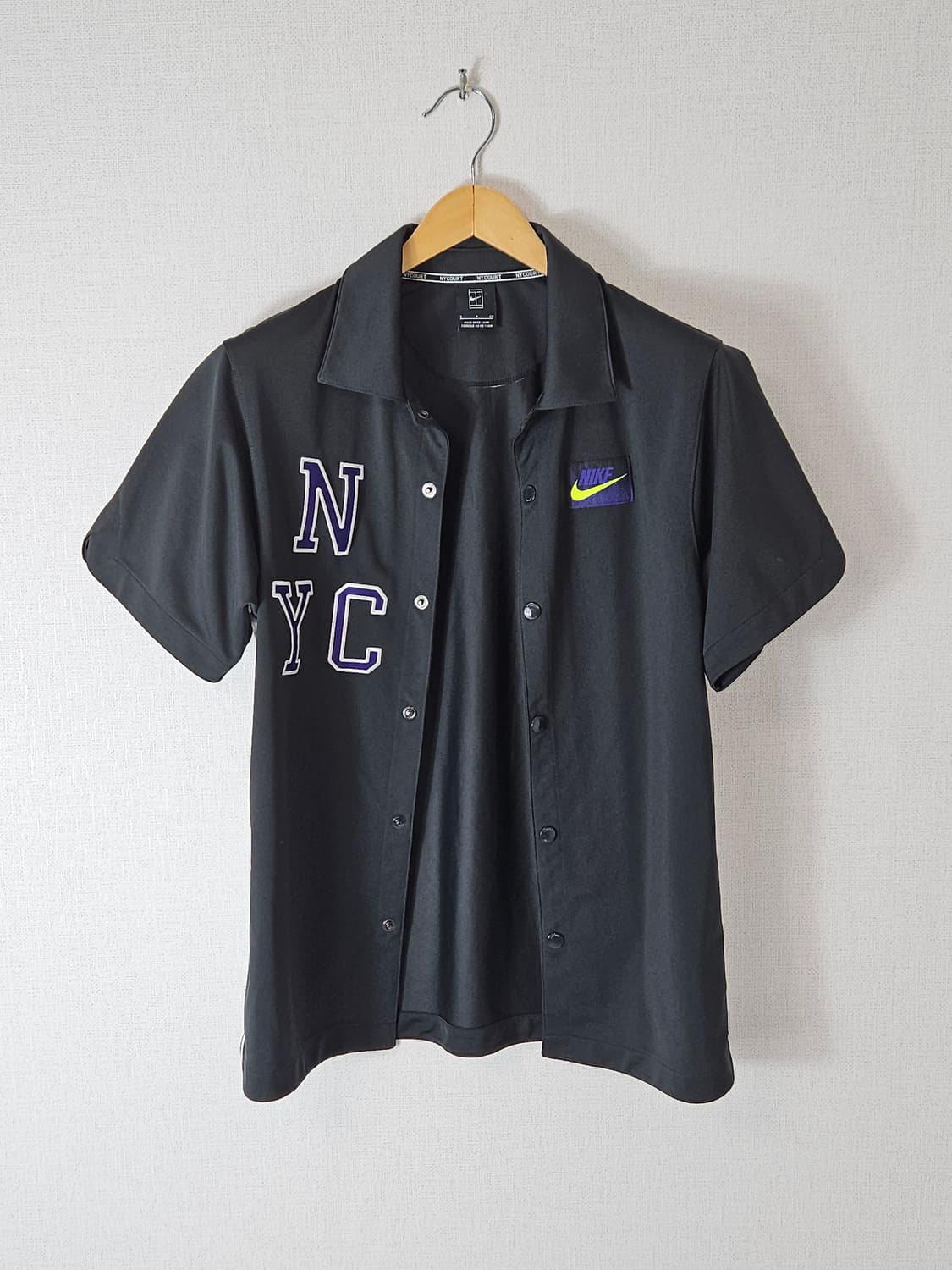 나이키 NYC 스포츠 반팔셔츠 테니스코트 S 95 상품이미지1