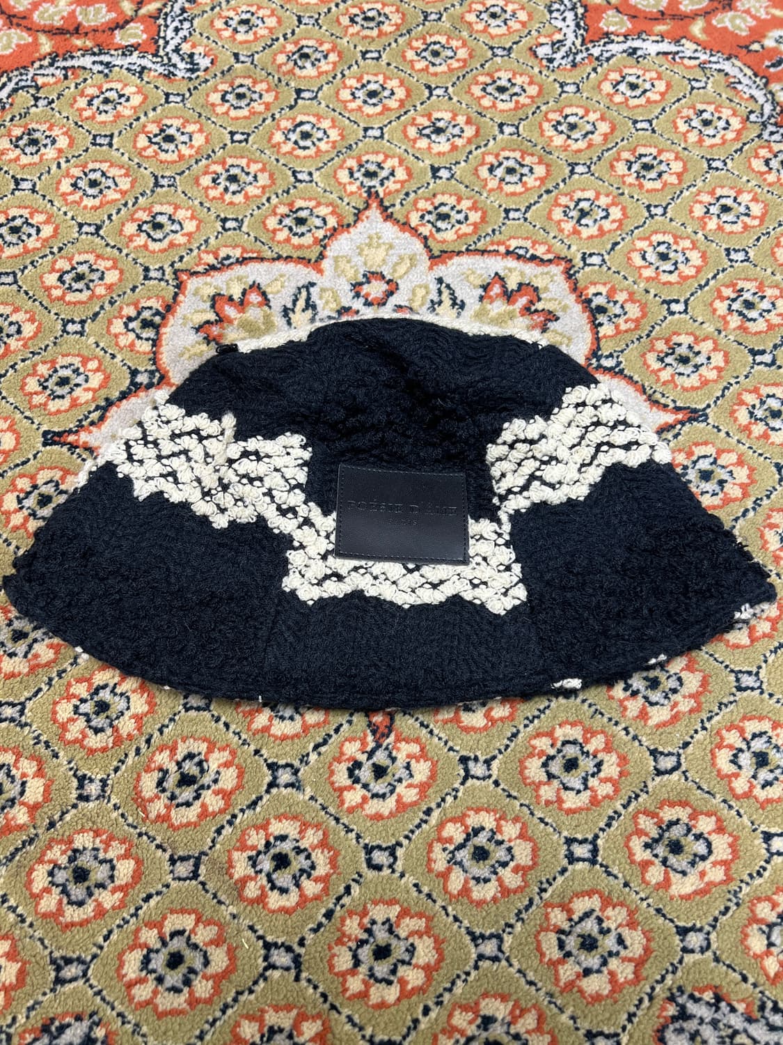 [OS] 포에지담 니트 버킷햇 블랙 화이트 상품이미지1