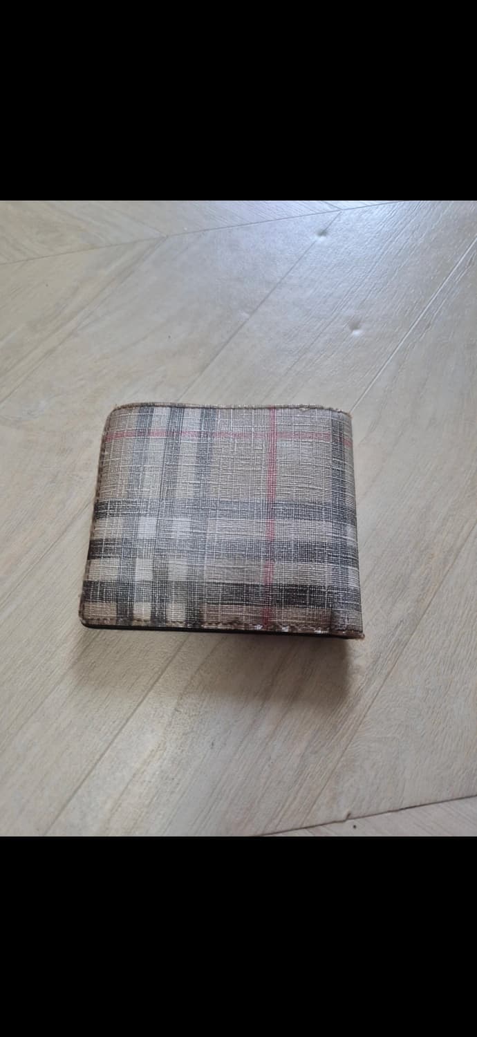 버버리 반지갑 정품 상품이미지1