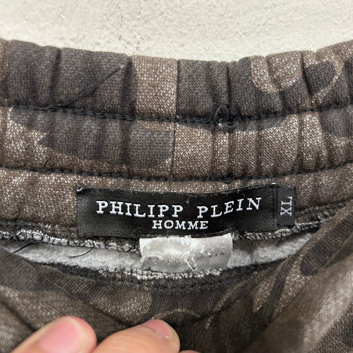 필립플레인 메탈와펜 카모플라쥬 헤비코튼 조거팬츠 상품이미지3