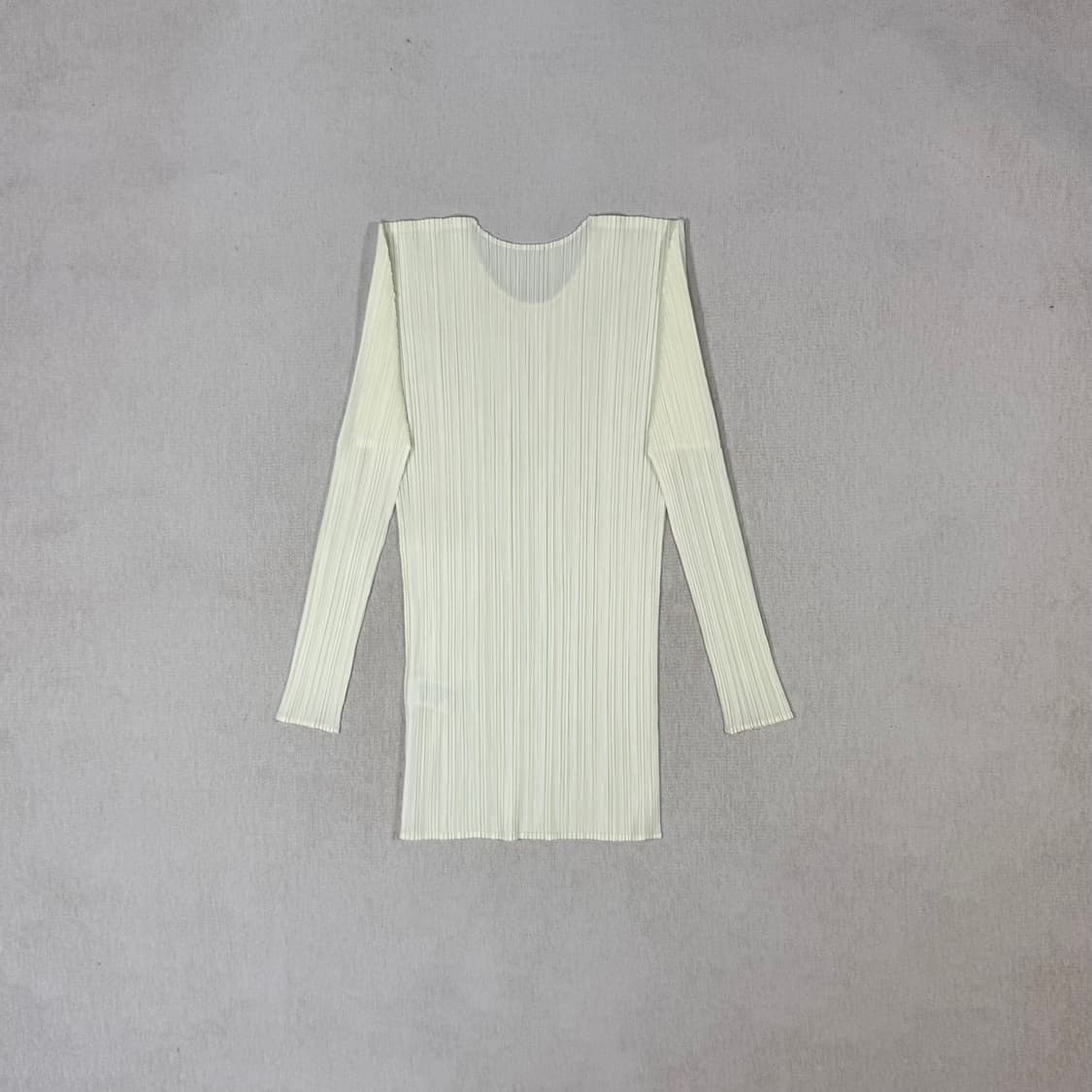 Ivory Long Sleeve Top 상품이미지3