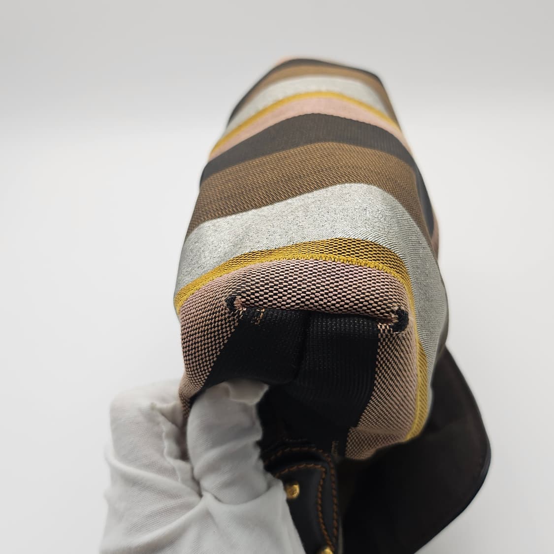 정품 펜디 페퀸 스프라이트 숄더백 상품이미지10