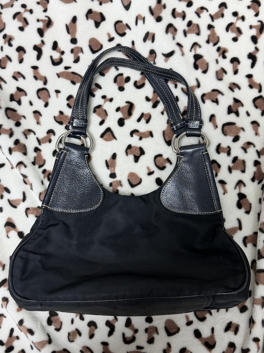 프라다 빈티지 나일론 호보백 숄더백 상품이미지2