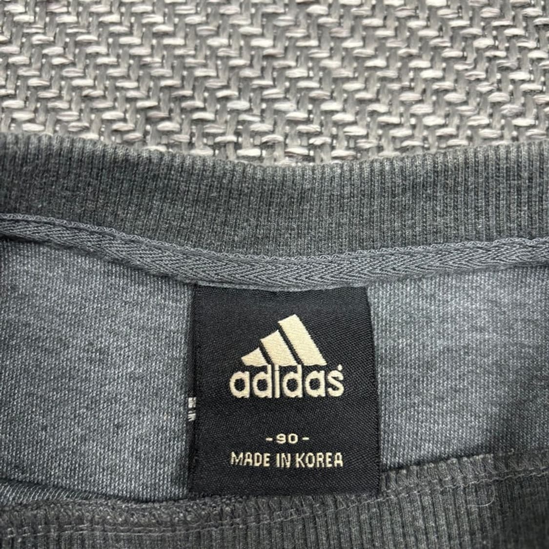 아디다스 삼선 패치 맨투맨 v0276 상품이미지6