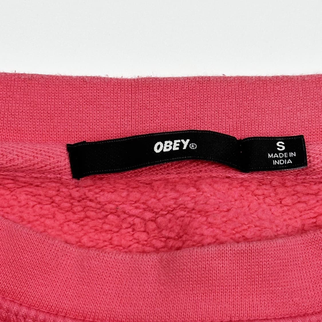 오베이 아이콘 아이즈 박스 로고 핑크 맨투맨 (S) 상품이미지5