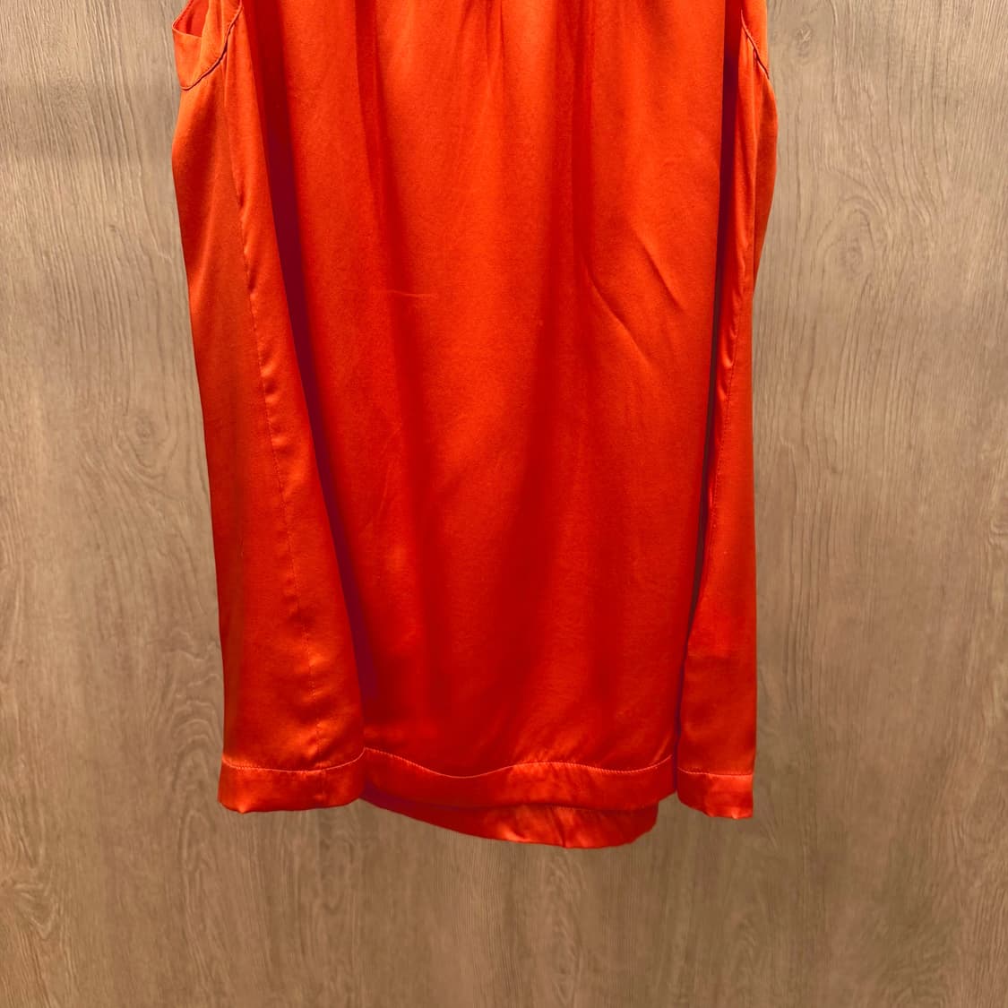 바나나 리퍼블릭 슬리브리스 블라우스 프릴넥 무지 디테일 슬림핏 레드 상품이미지5