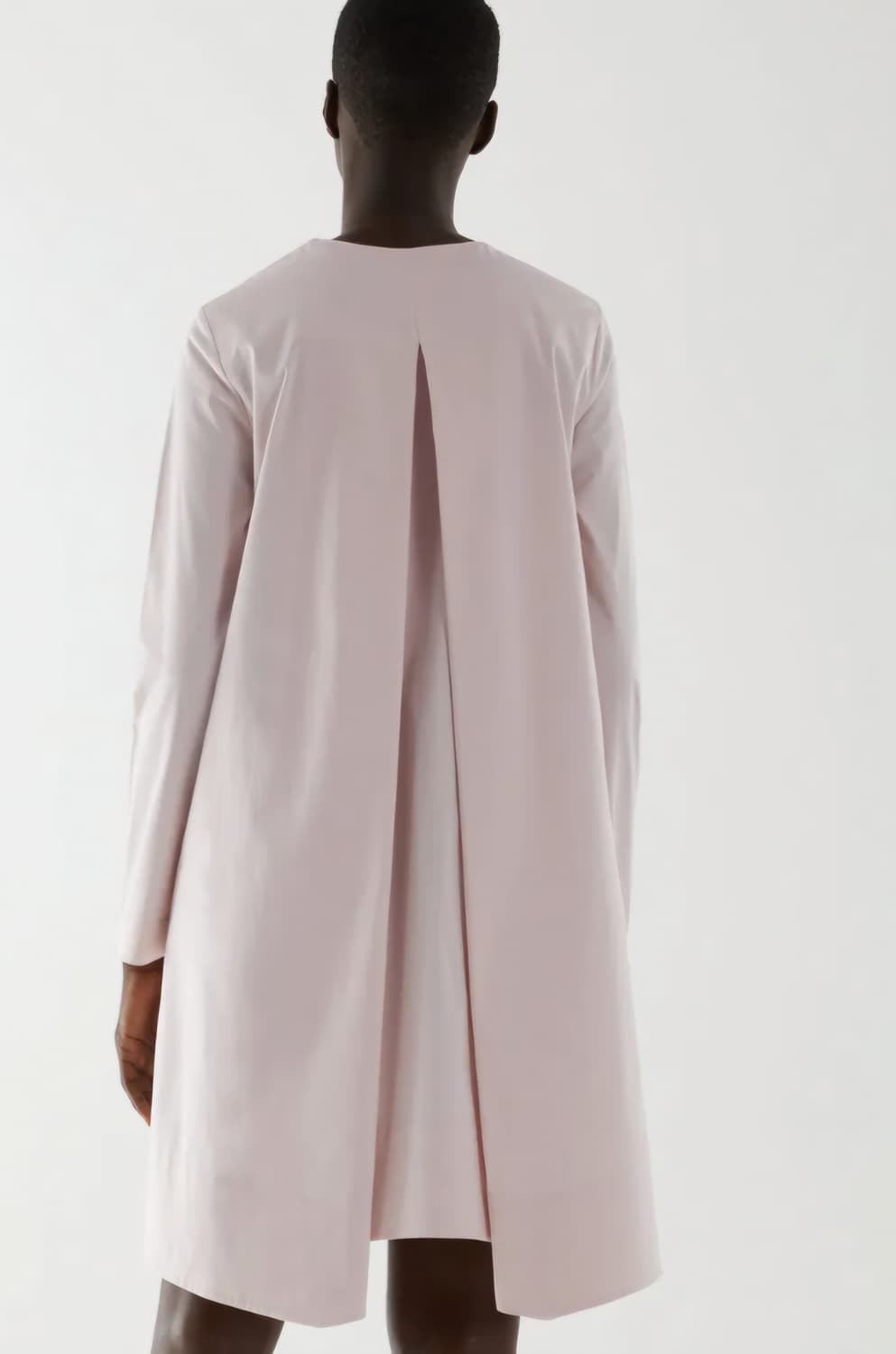 코스 에이라인 원피스 블랙 상품이미지1