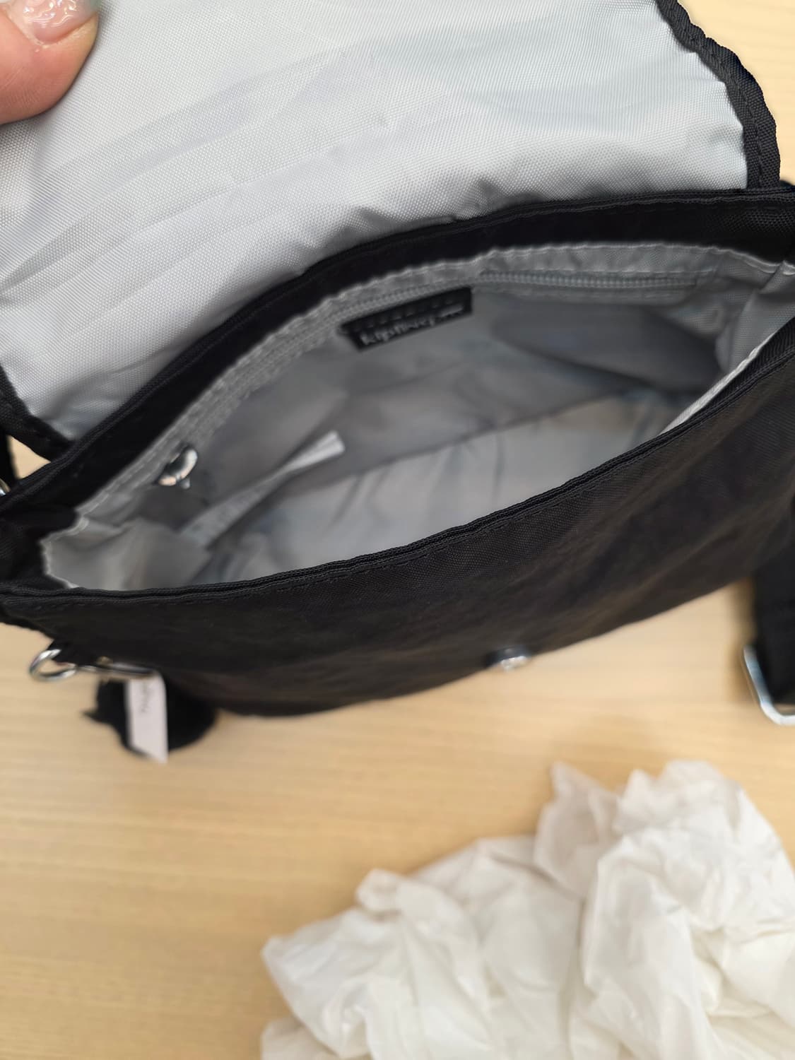 새상품)키플링 미니 크로스백 블랙 상품이미지6