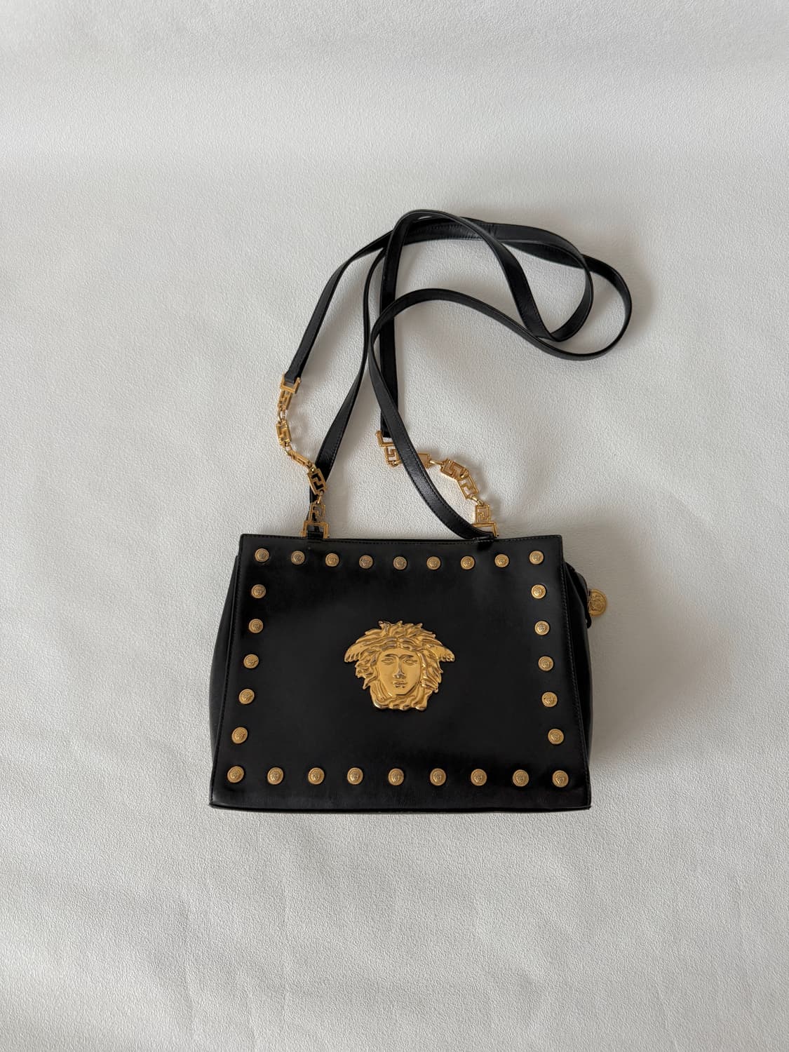90's 지아니 베르사체(GIANNI VERSACE) 메두사 크로스백 상품이미지1