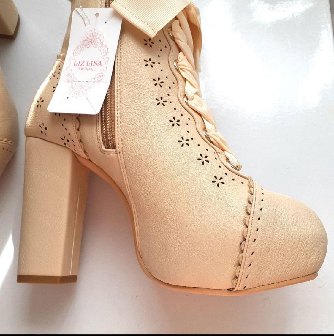 리즈리사 레이스업 부츠 베이지 s size 225 새제품 상품이미지5