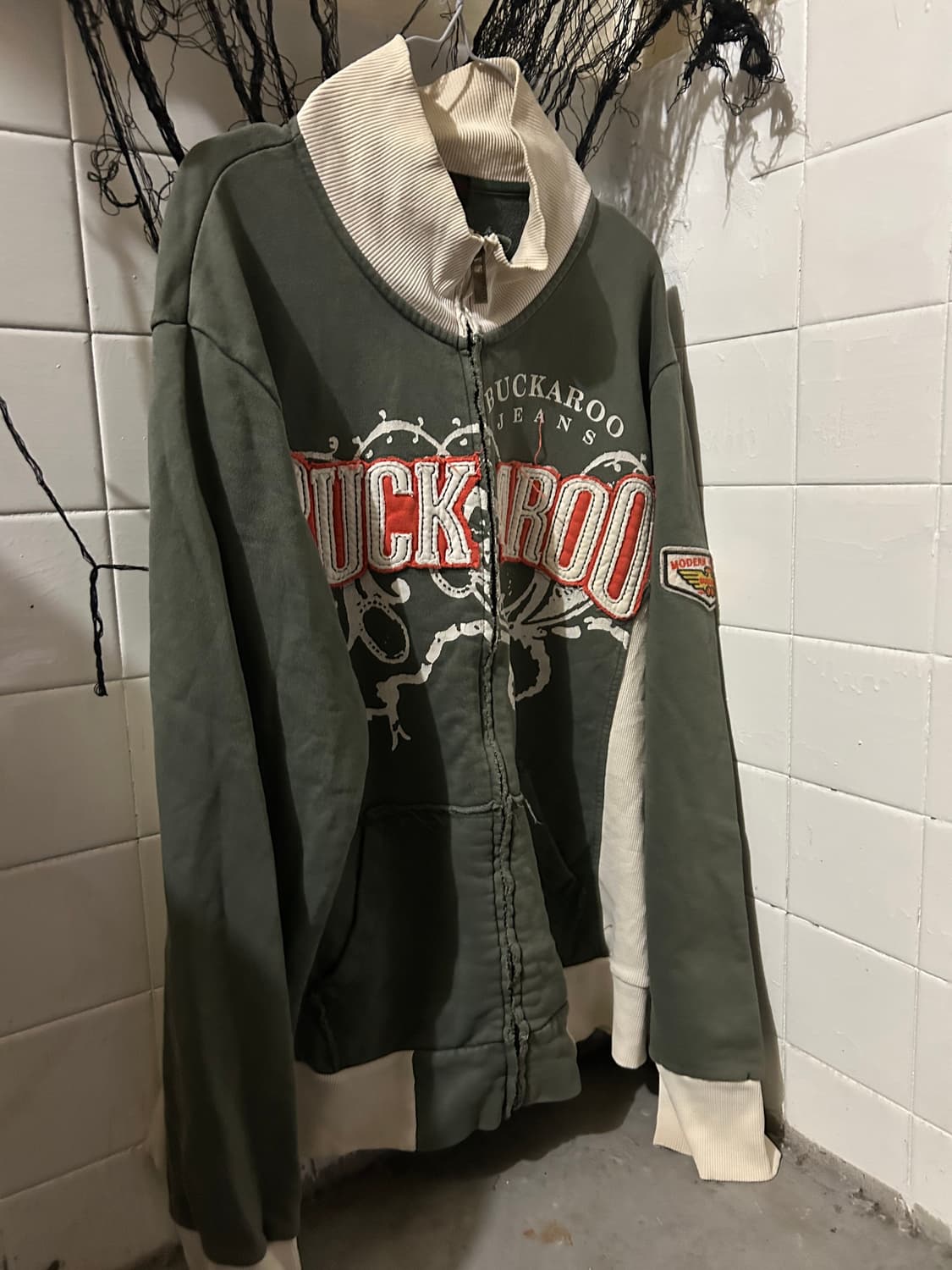 *rare* Jpn 00s 버커루 그런지 디테일 스웻 집업 상품이미지2