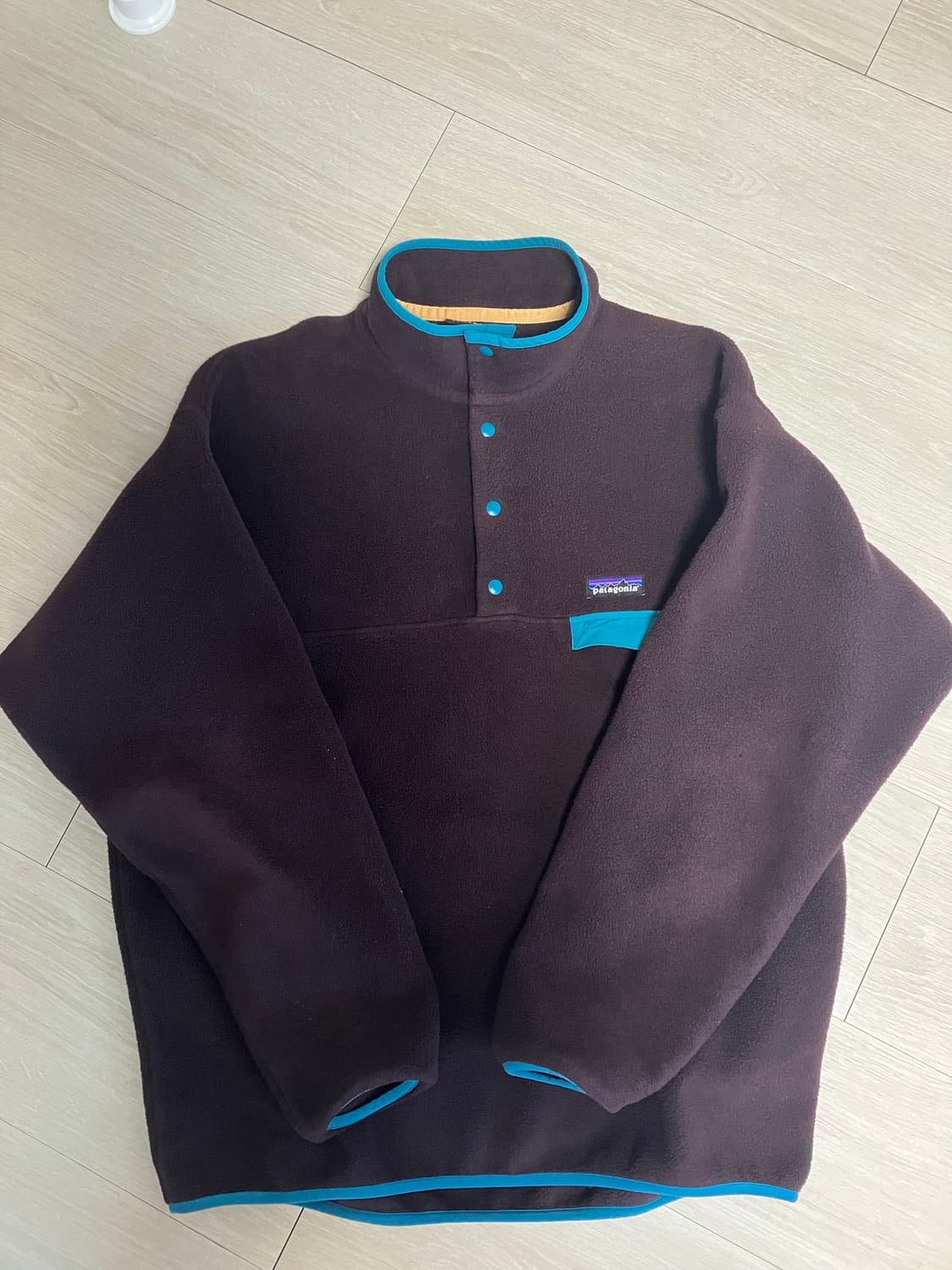 파타오니아 신칠라 L사이즈 옵시디안 플럼 상품이미지1