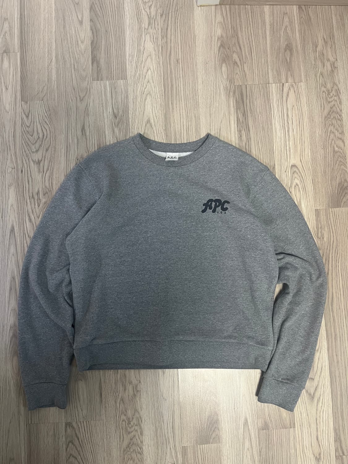 아페쎄 맨투맨 상품이미지1