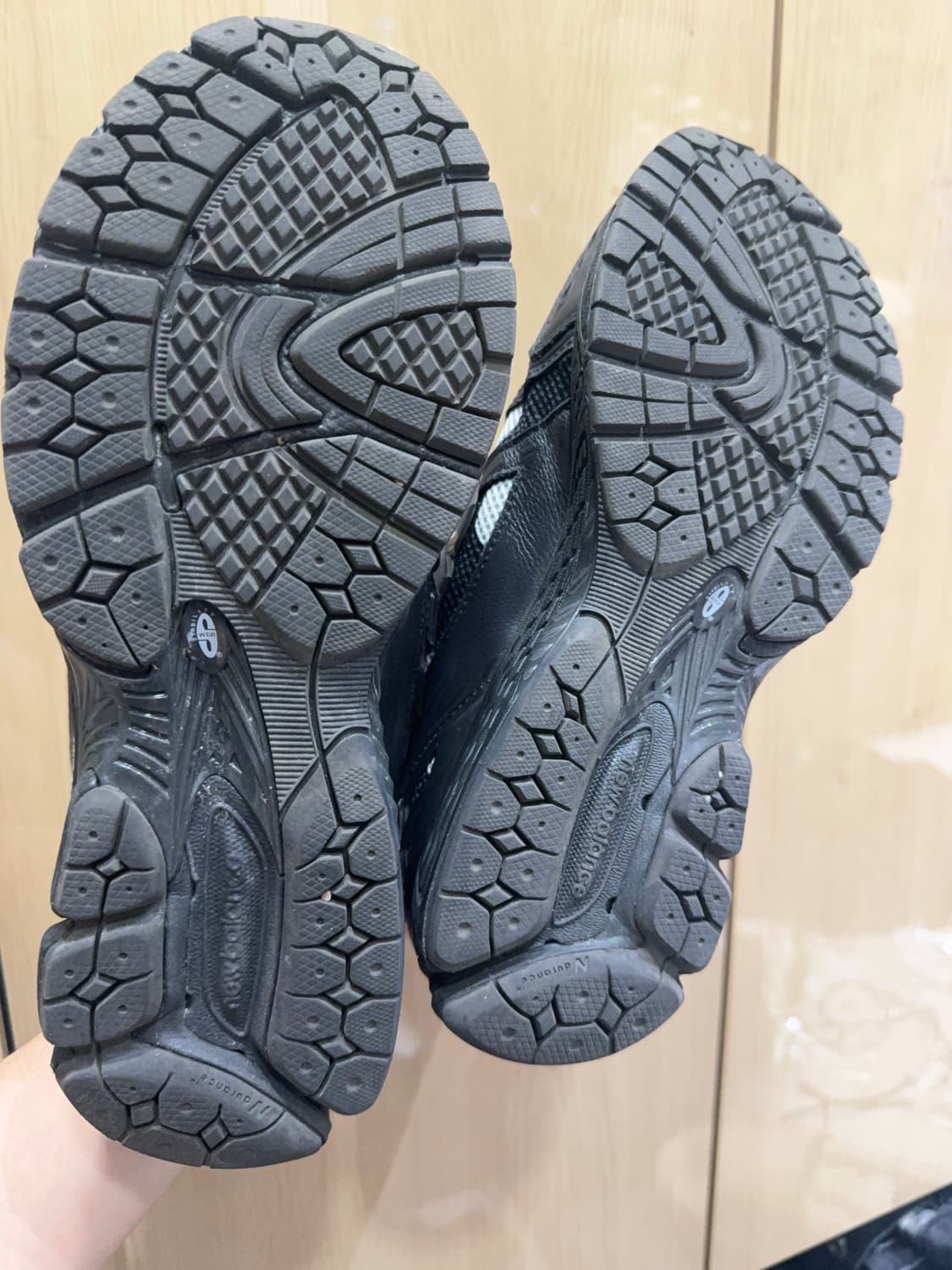 뉴발 폴카 닷 1906r 상품이미지3