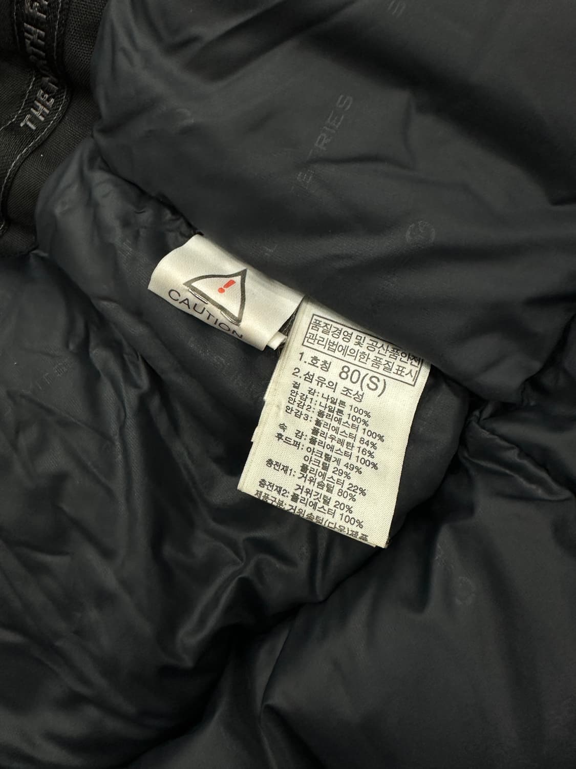 노스페이스 퍼후드 패딩 블랙 상품이미지5