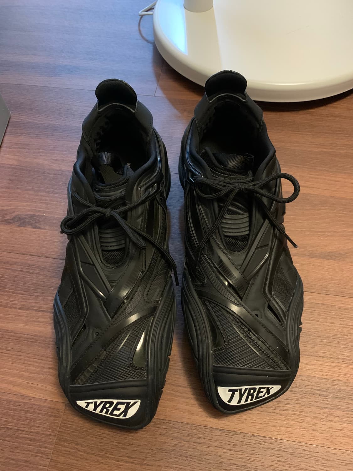 발렌시아가 타이렉스 블랙 상품이미지1