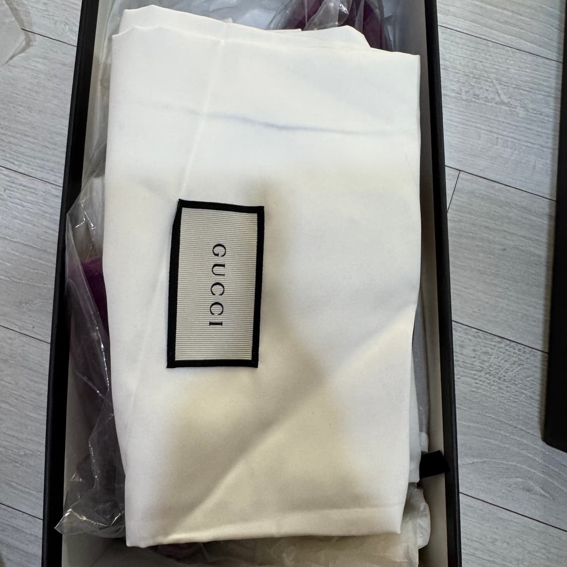 구찌 벨벳 털 슬리퍼 상품이미지3