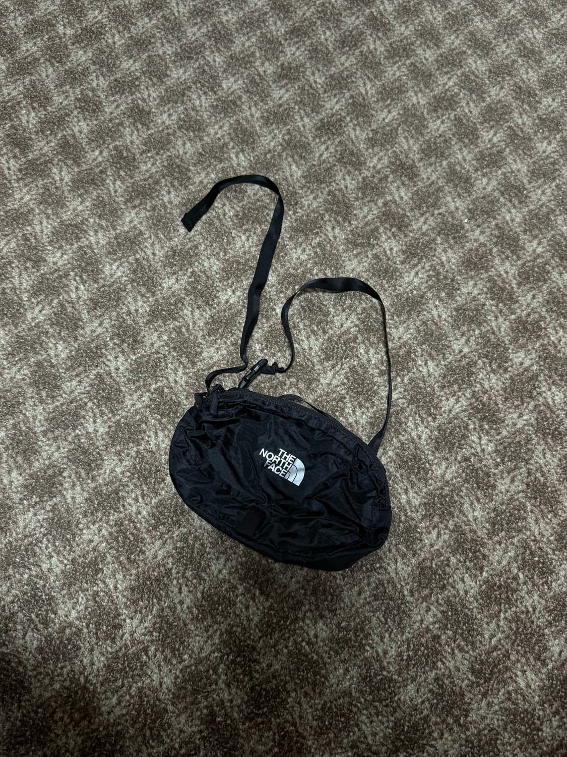 노스페이스 미니 힙색 크로스백 상품이미지1