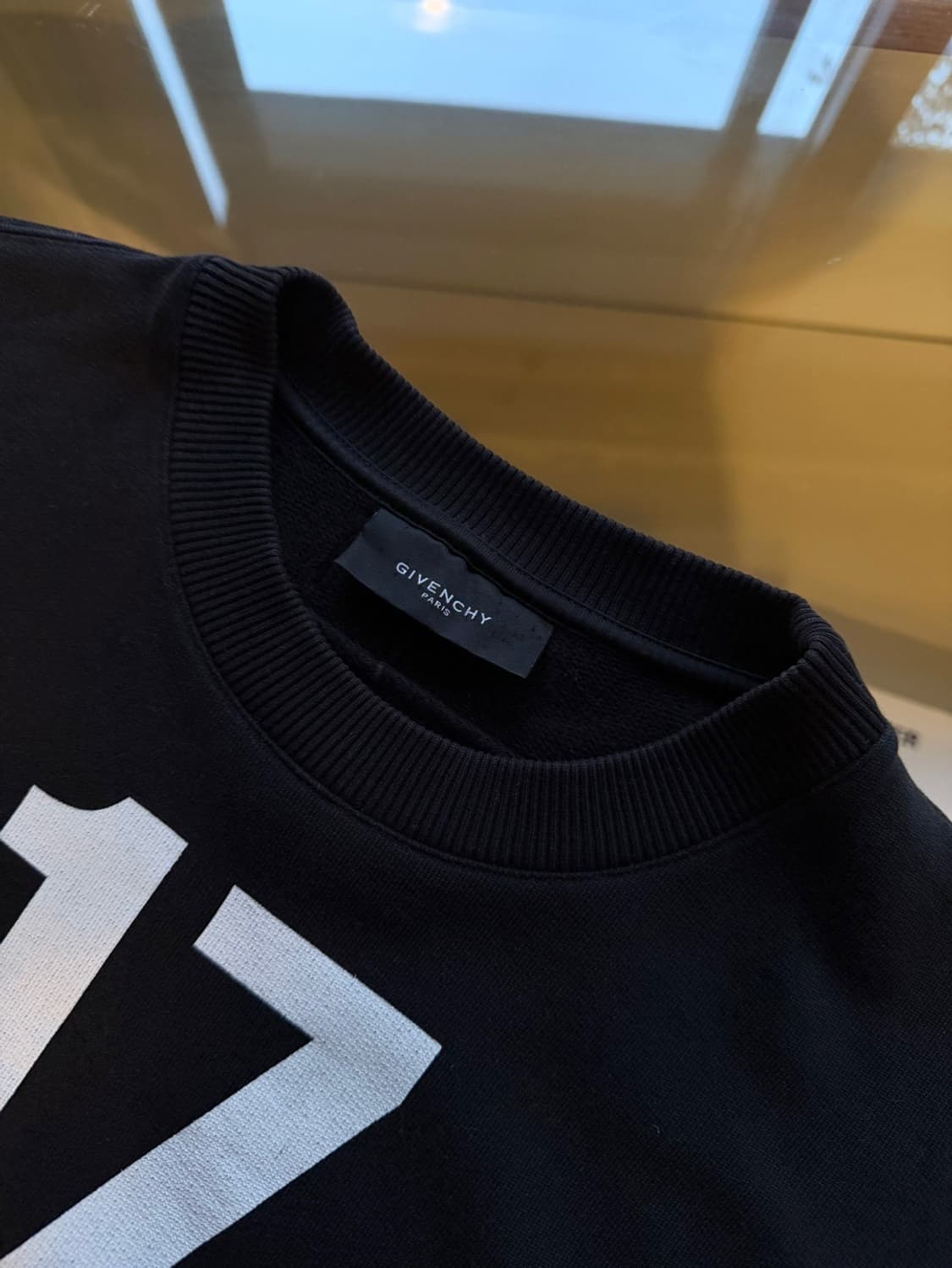 지방시 그래픽 맨투맨 100 상품이미지8