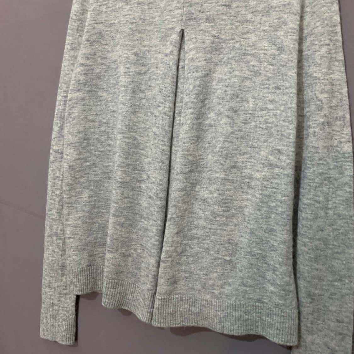 M COS 코스 알파카 혼방 백 플리티드 라운드 니트 가디건 상품이미지4