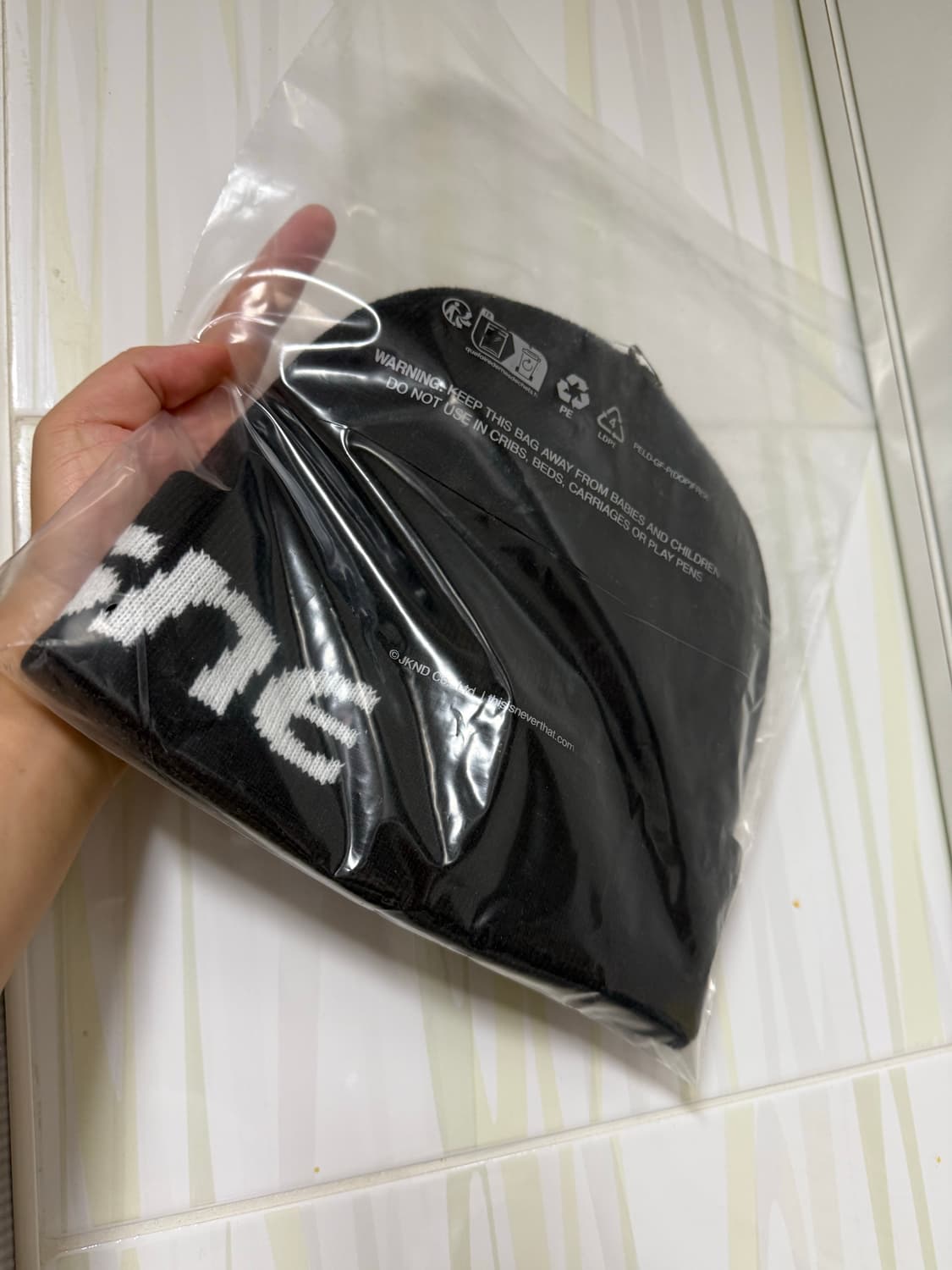 디스이즈네버댓 비니 새상품 판매 상품이미지2