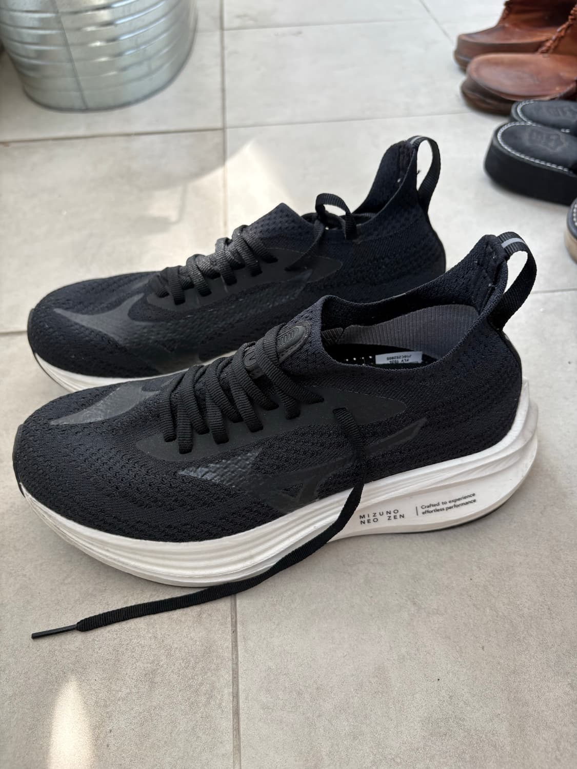 미즈노 러닝화 245 상품이미지2