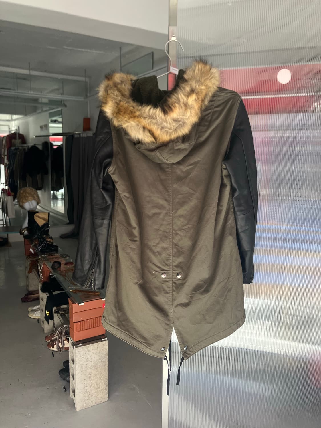 후드 피쉬테일 야상 상품이미지3