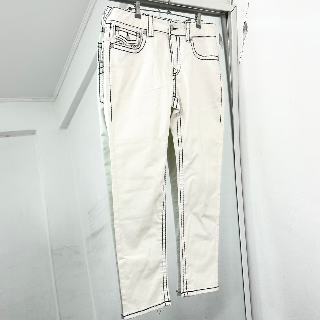 트루릴리전 화이트 팬츠 상품이미지5