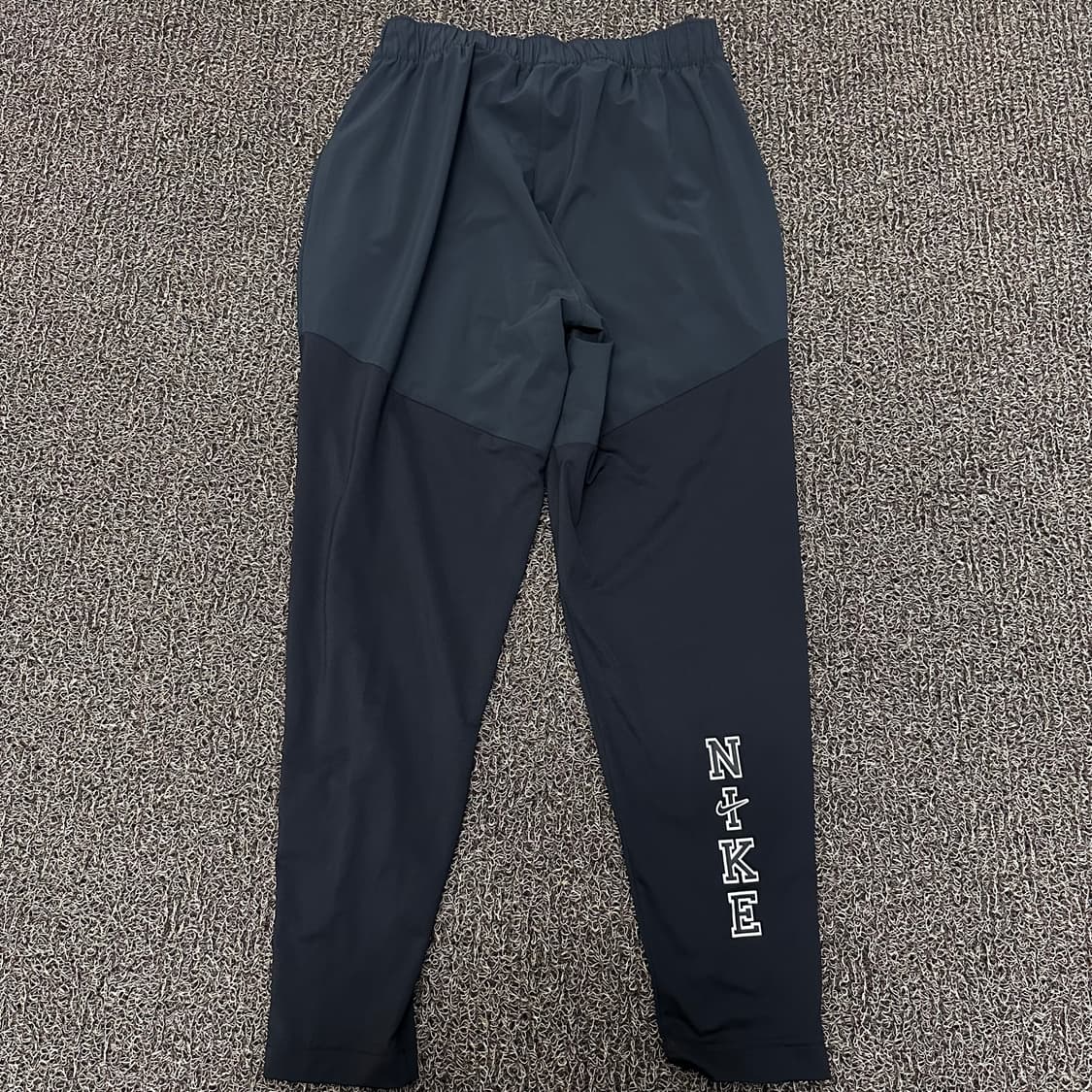 NIKE 나이키 드라이핏 폴리 여성 조거팬츠 블랙 L 상품이미지4