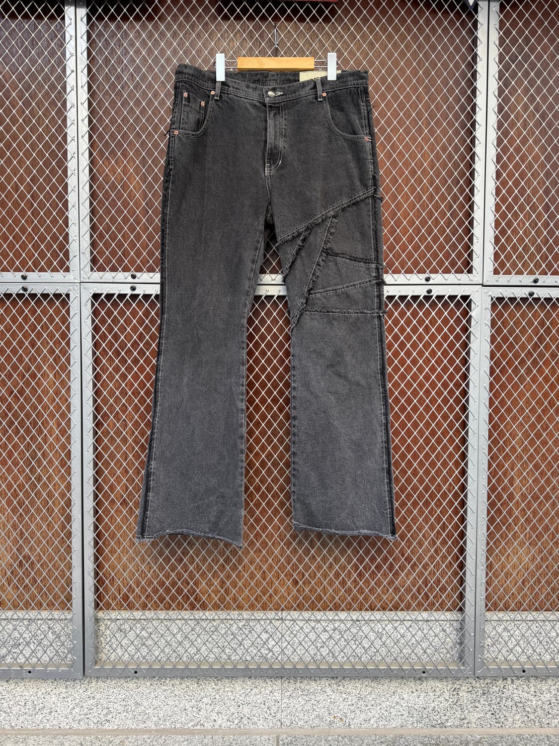 앤더슨벨 플레어 데님팬츠 흑청 36 상품이미지3