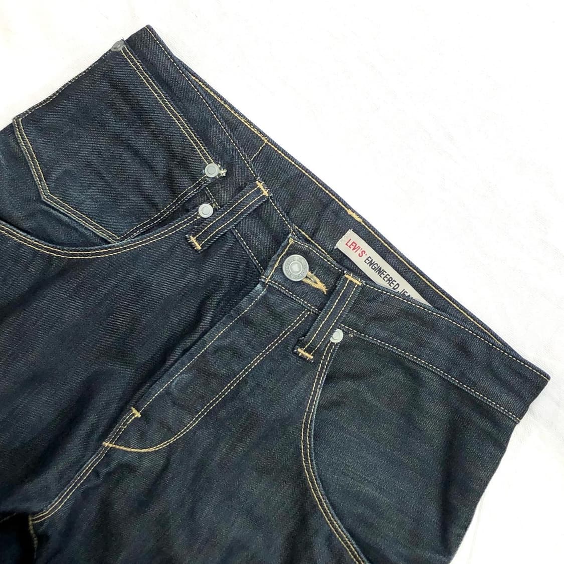 리바이스 엔지니어드 스티치 포인트 데님 팬츠 32 상품이미지3