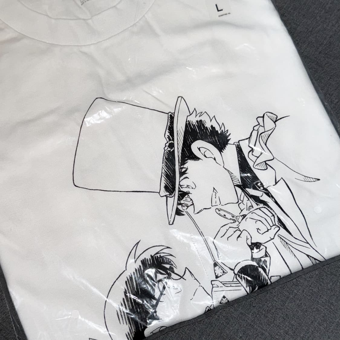 유니클로 UT 명탐정 코난 콜라보 괴도키드 반팔 티셔츠 상품이미지2