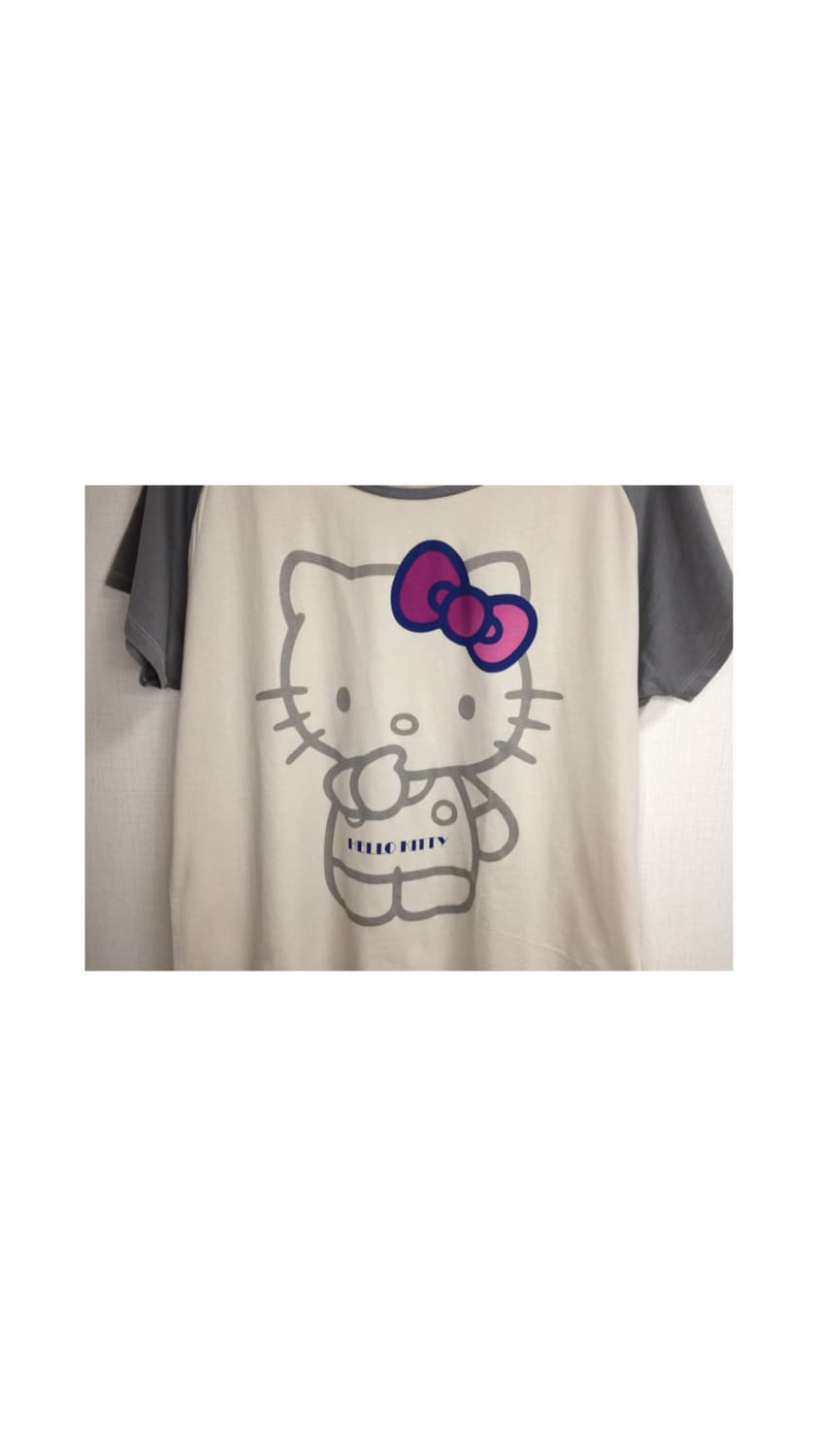 유니클로 x 헬로키티 빅 프린팅 반팔 상품이미지2