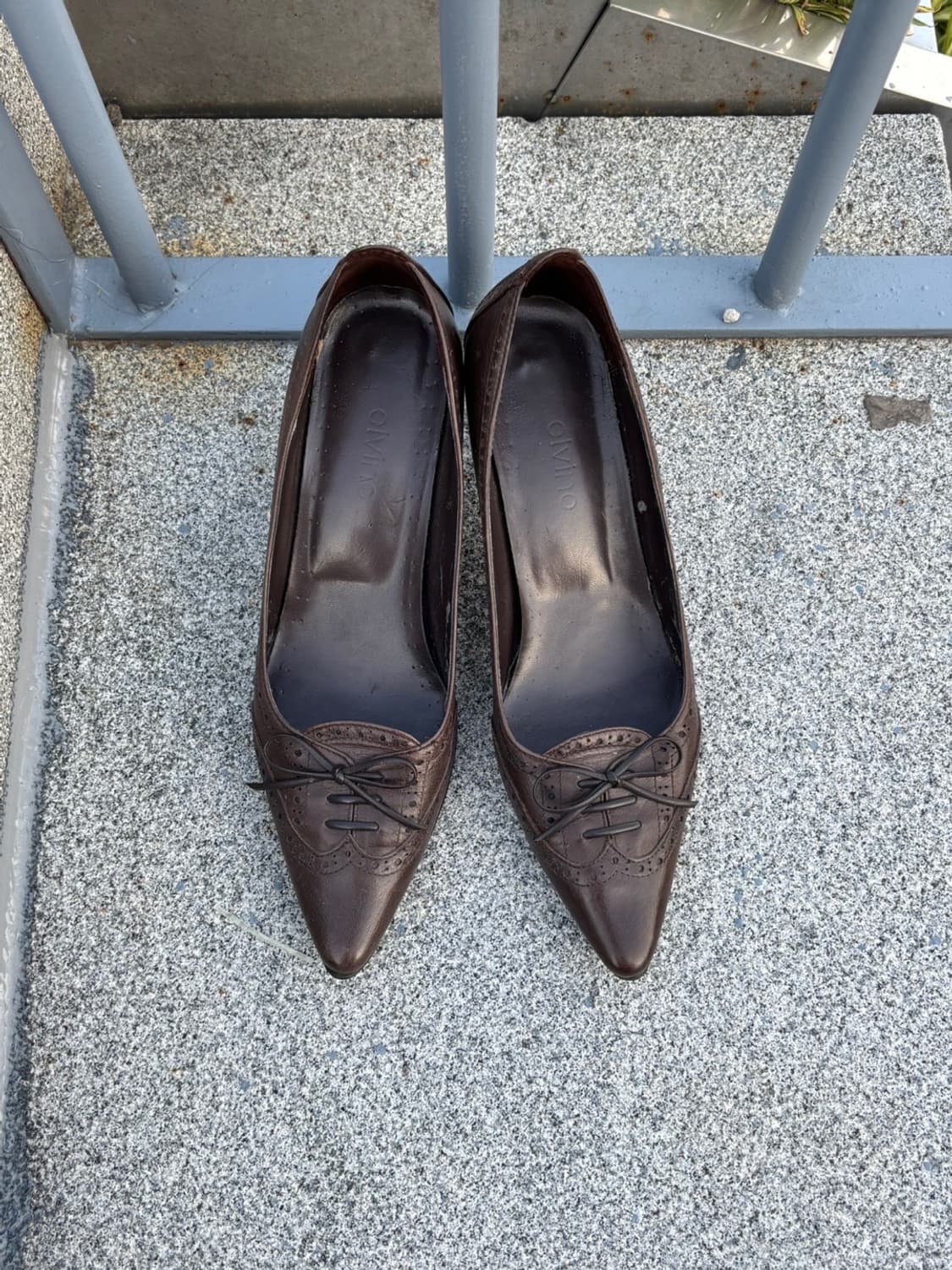 Vintage Brown Lace-Up Heels 상품이미지3