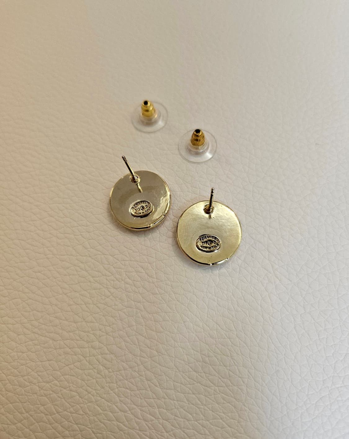 샤넬 단추 CC로고 아이보리 귀걸이 업사이클링 상품이미지6