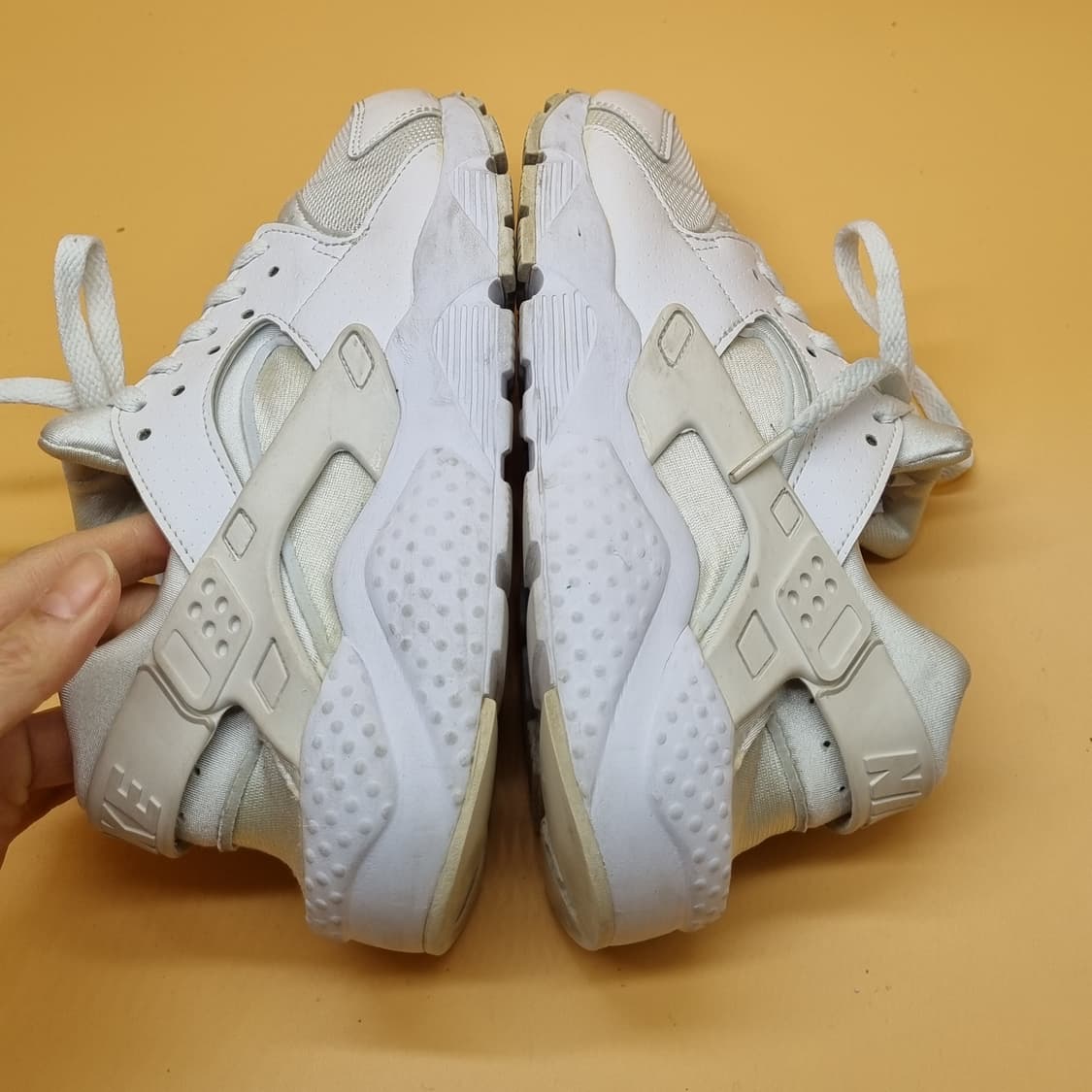 나이키 에어 허라취 여성운동화 실사이즈235 상품이미지5