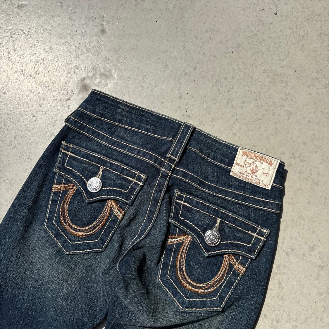 트루릴리전 조이 레인보우 플레어 핏 데님팬츠 상품이미지5